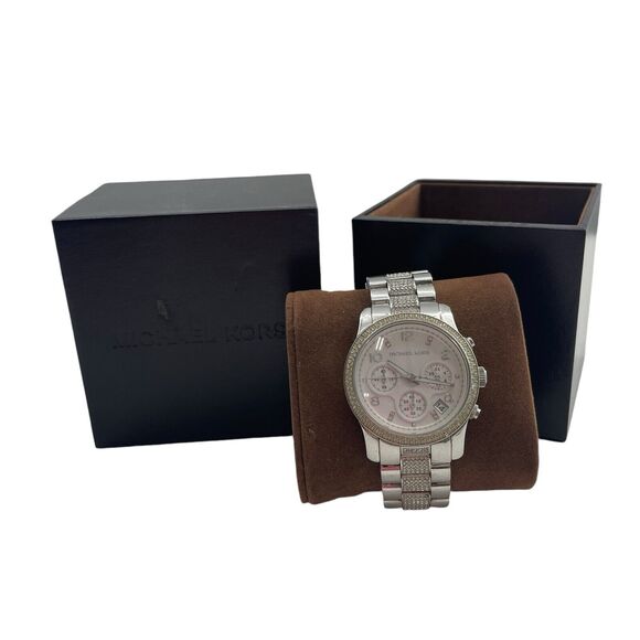Michael Kors Watch Women's Runway Chronograph SSWhite Crystal Silver Tone Dial - Picture 1 of 16
